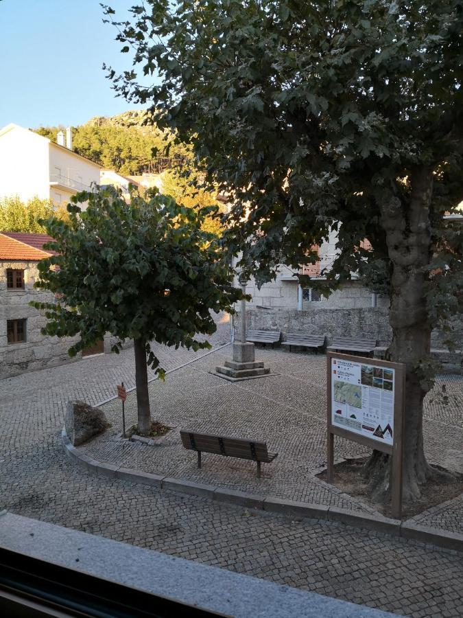Casa Da Igreja Villa Sabugueiro  Exterior photo